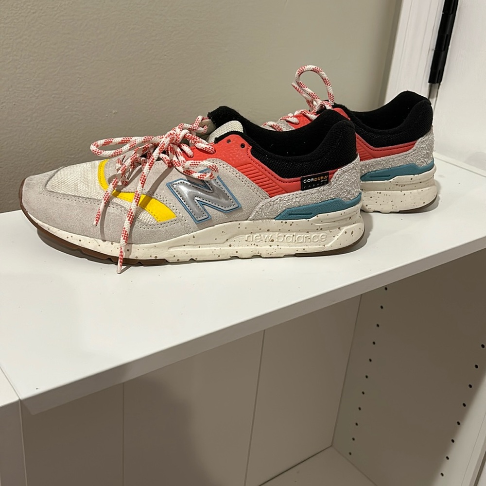 Women’s New balance 997H sneakers